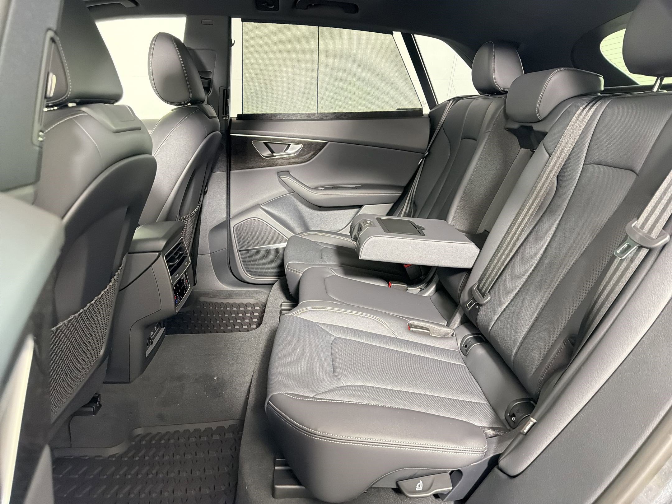 New 2026 Audi Q8 Premium Plus image 12