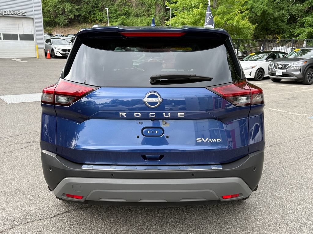 Used 2023 Nissan Rogue SV w/ SV Premium B Package AWD/4WD image 5