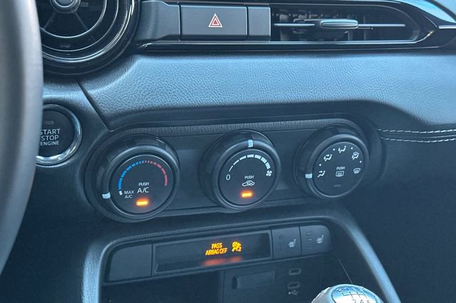 Used 2025 MAZDA MX-5 Miata Club w/ Weather Package image 22