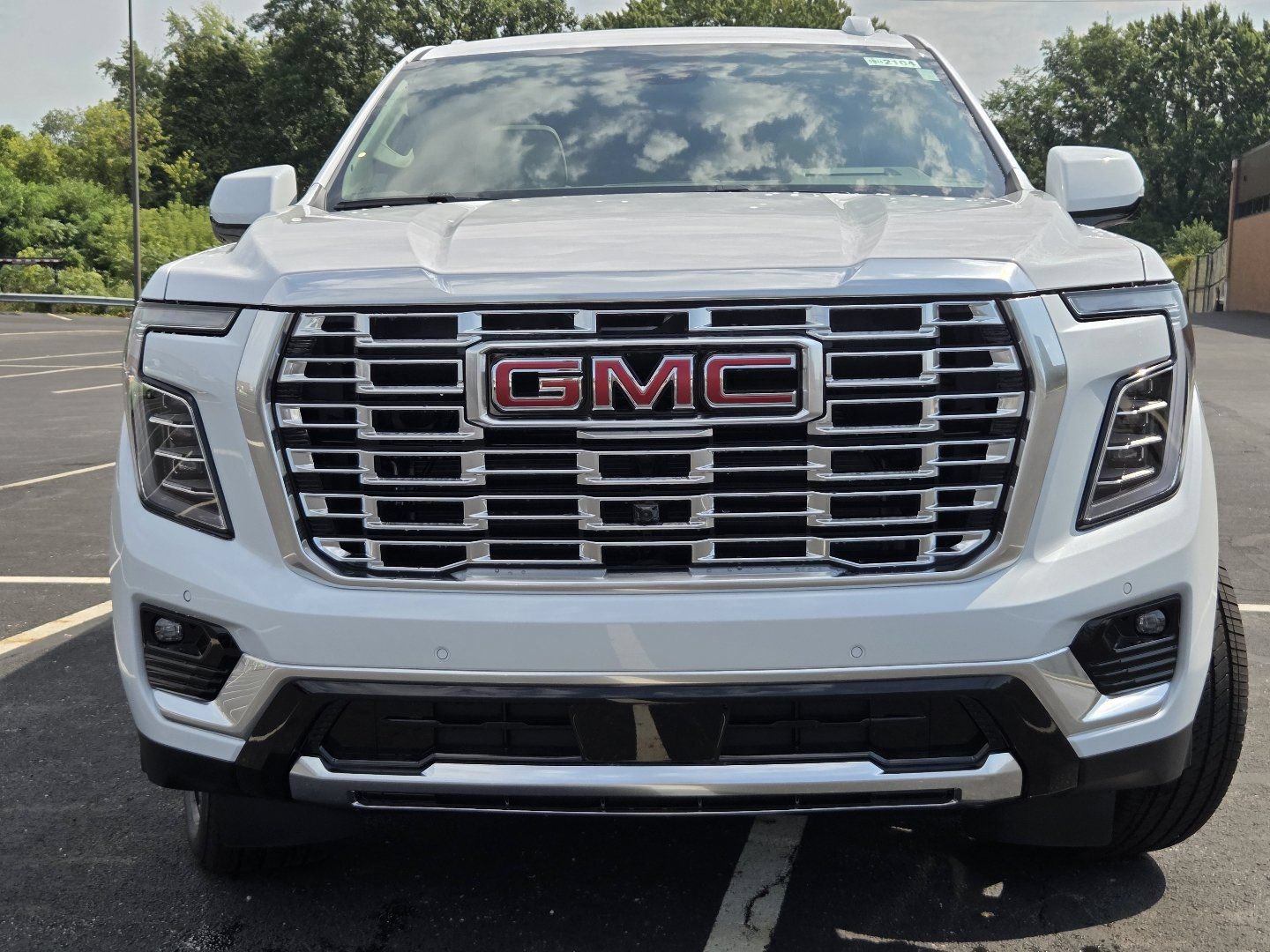 New 2026 GMC Yukon Denali w/ Sun & Power Step Package AWD/4WD image 15