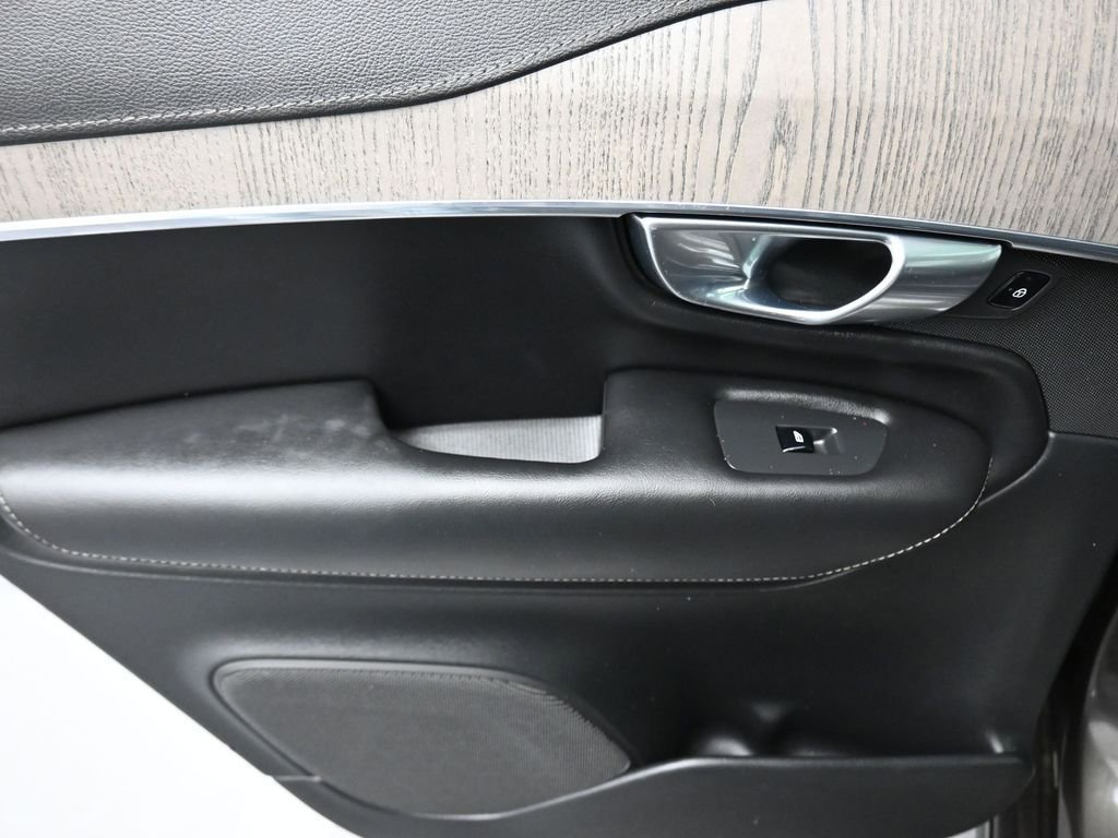 Used 2021 Volvo XC90 T6 Inscription image 35