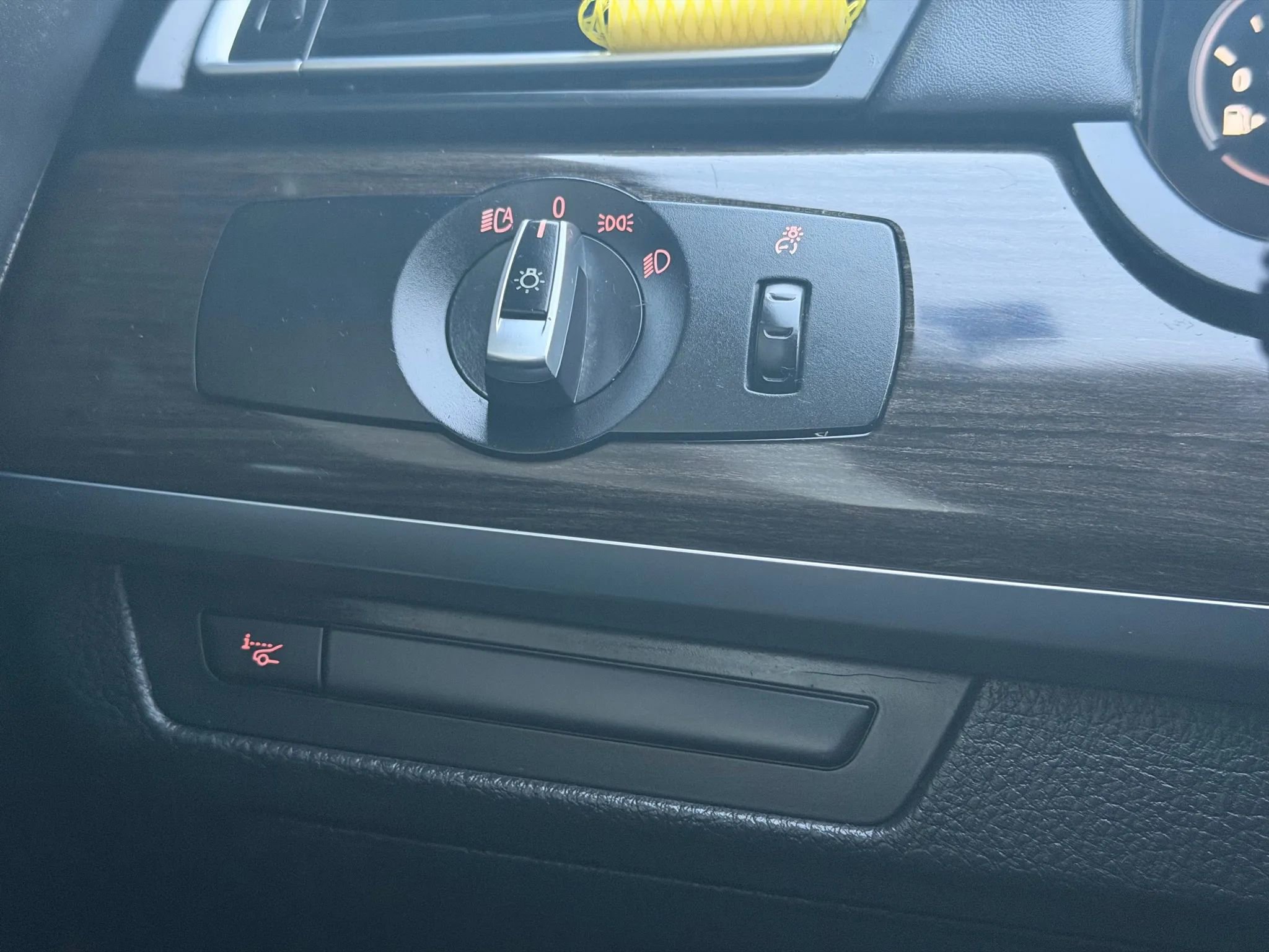 Used 2015 BMW 740Ld xDrive image 17