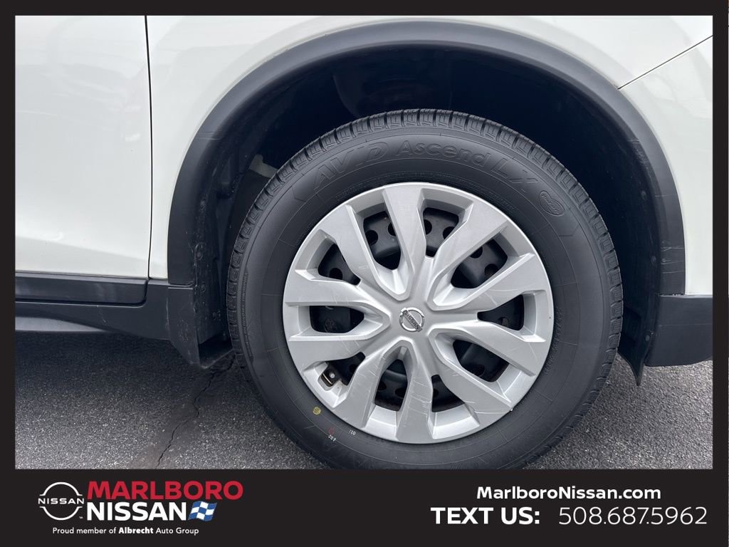 Certified 2017 Nissan Rogue S image 10