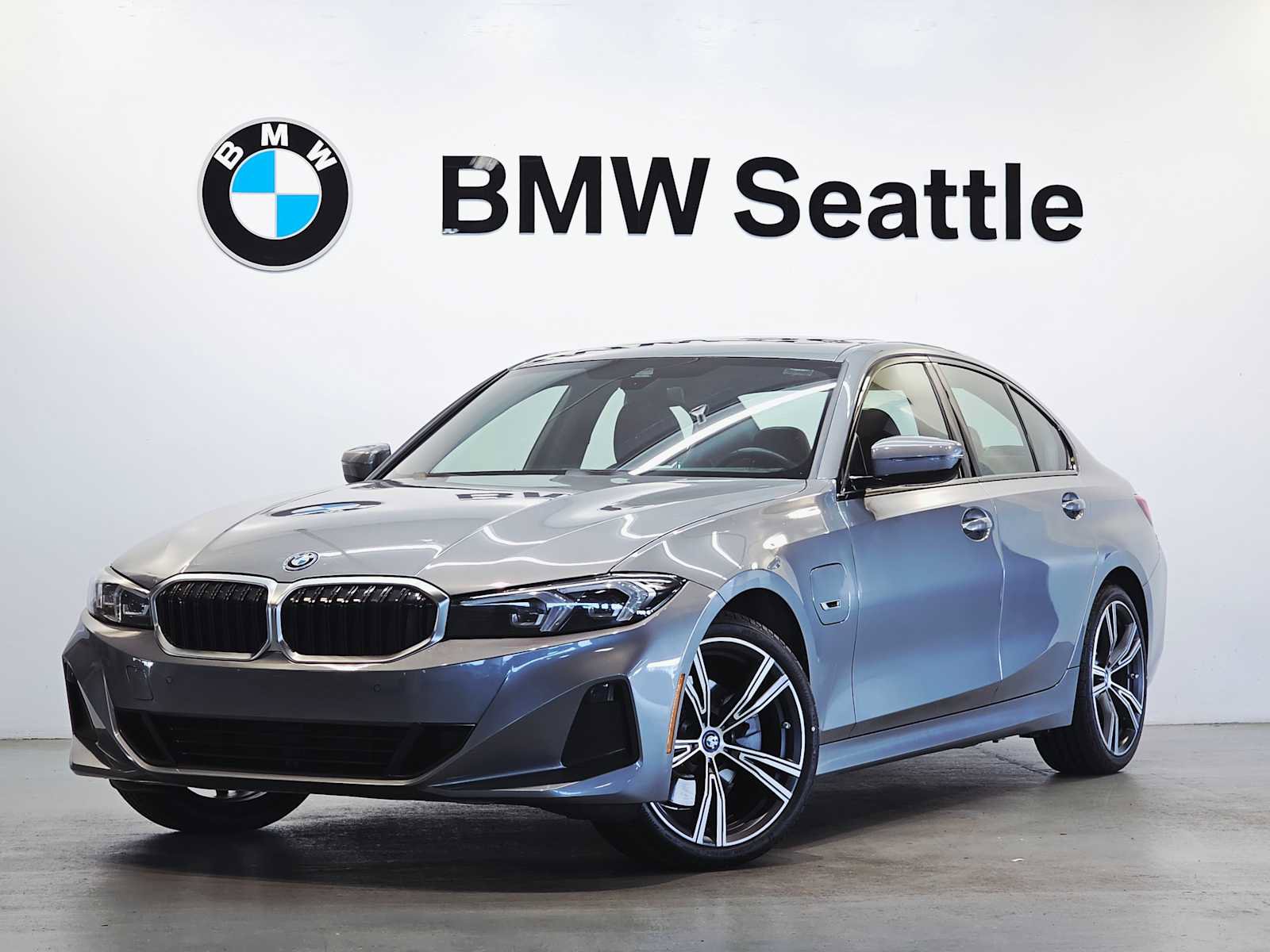 Used 2023 BMW 330e xDrive w/ Driving Assistance Package