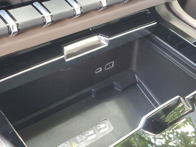 New 2026 GMC Yukon Denali w/ Denali Reserve Package image 32