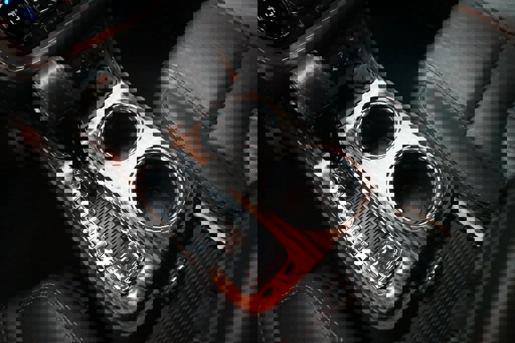 Used 2014 GMC Acadia Denali image 18