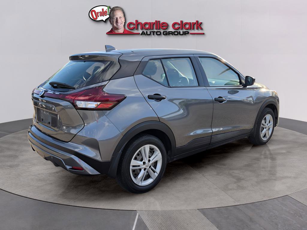 Used 2021 Nissan Kicks S FWD image 7