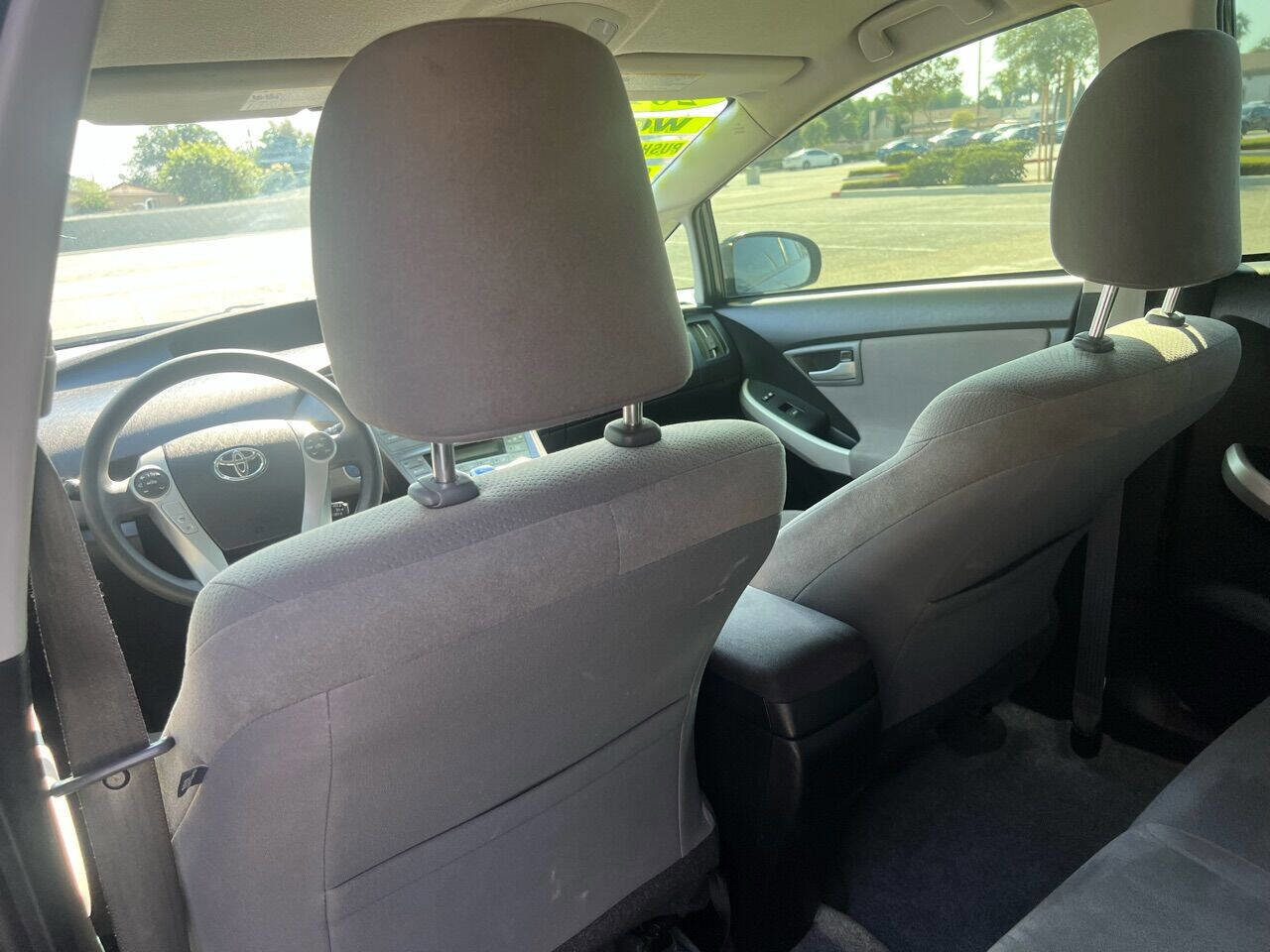 Used 2015 Toyota Prius Two FWD image 17
