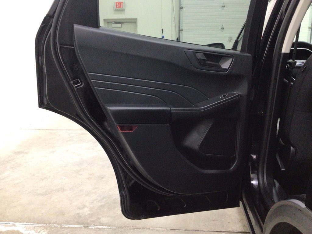 Used 2022 Ford Escape SE AWD/4WD image 18