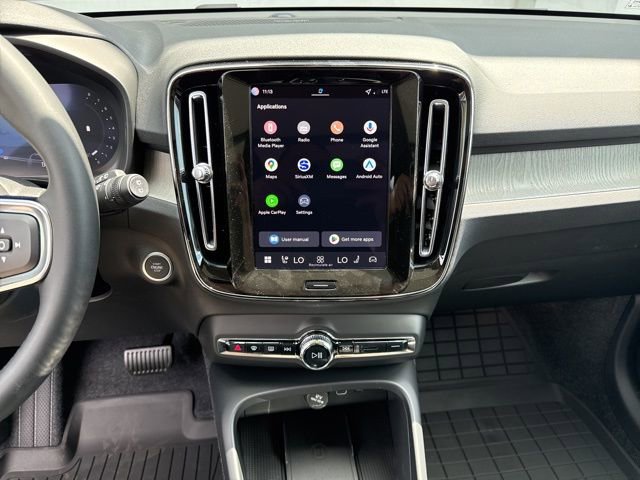 New 2026 Volvo XC40 B5 Plus AWD/4WD image 10