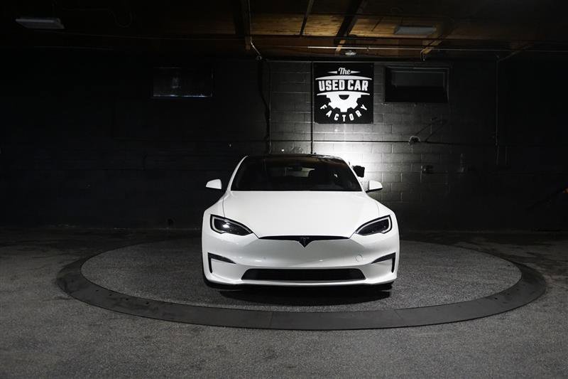 Used 2022 Tesla Model S Plaid image 16