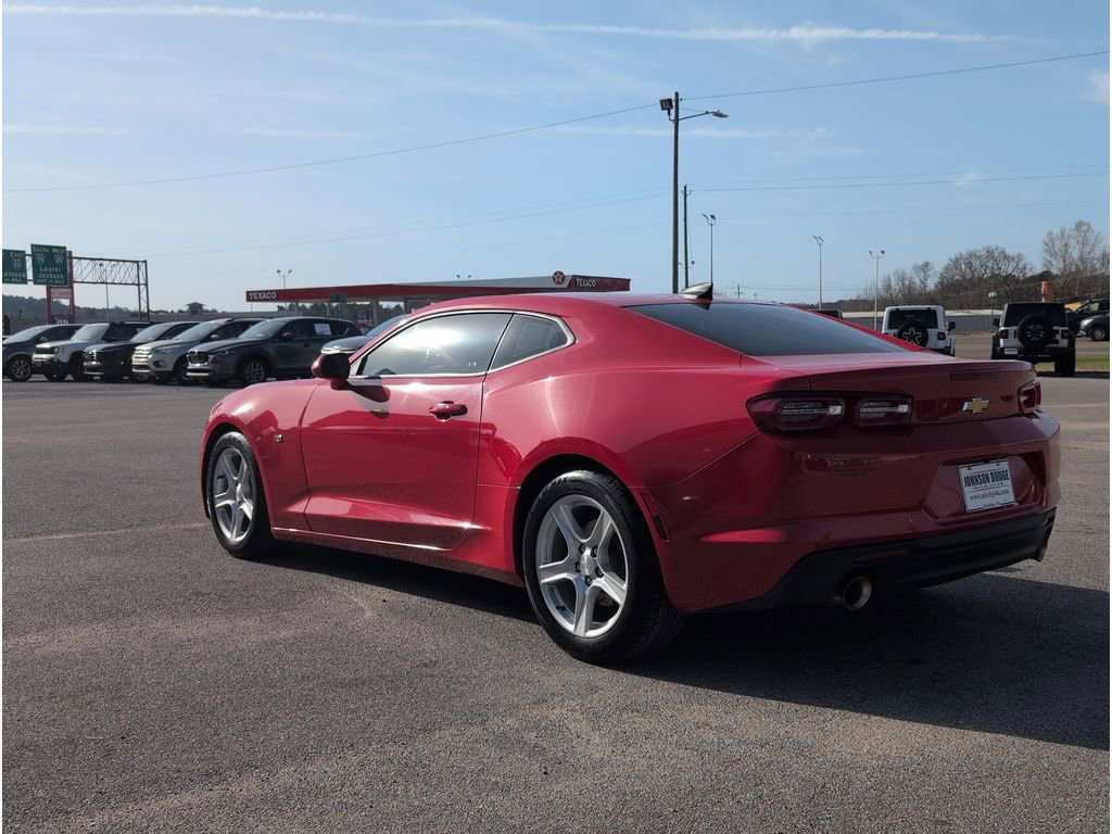 Used 2023 Chevrolet Camaro LT image 3