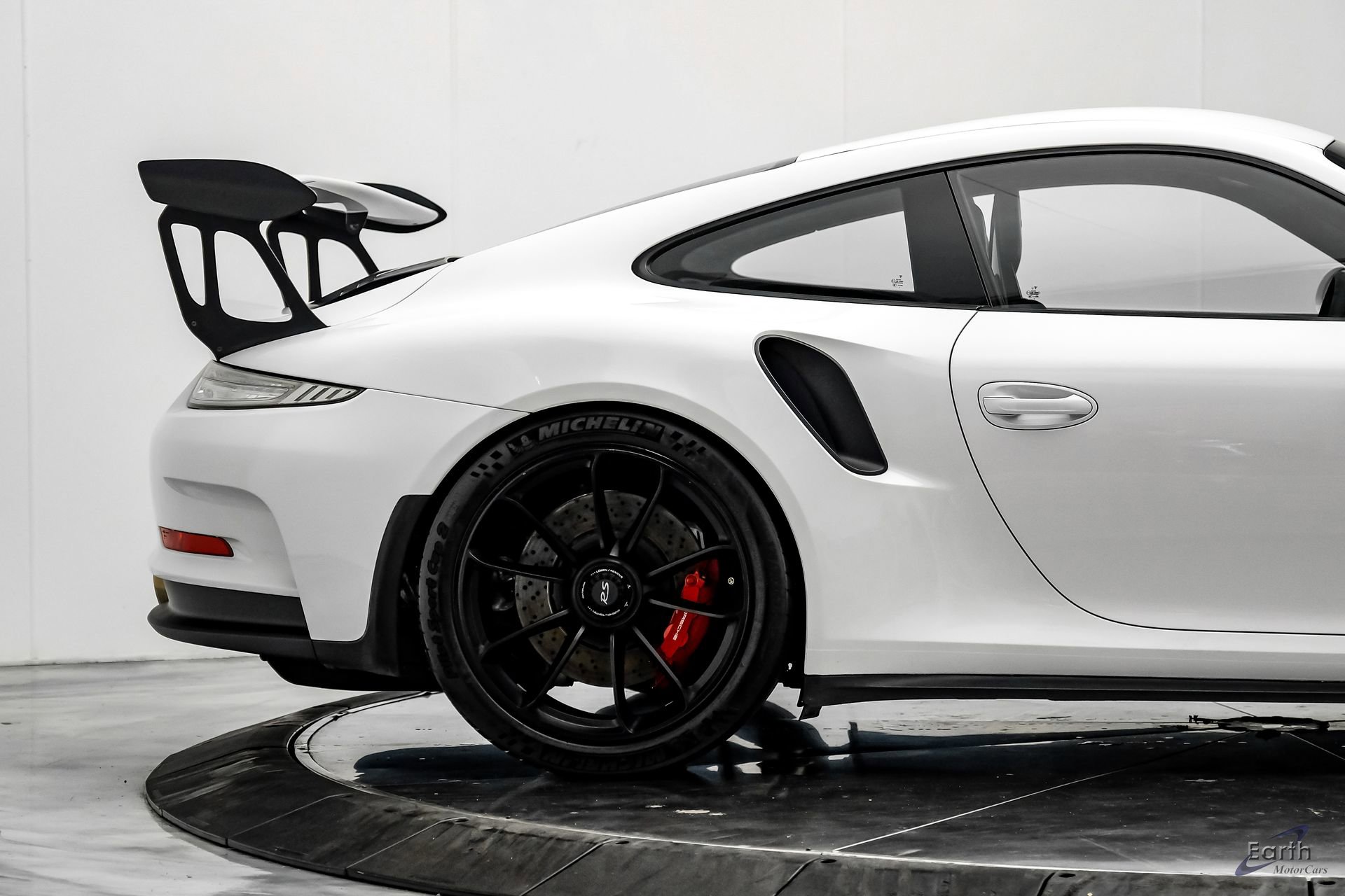 Used 2016 Porsche 911 GT3 RS RWD image 26
