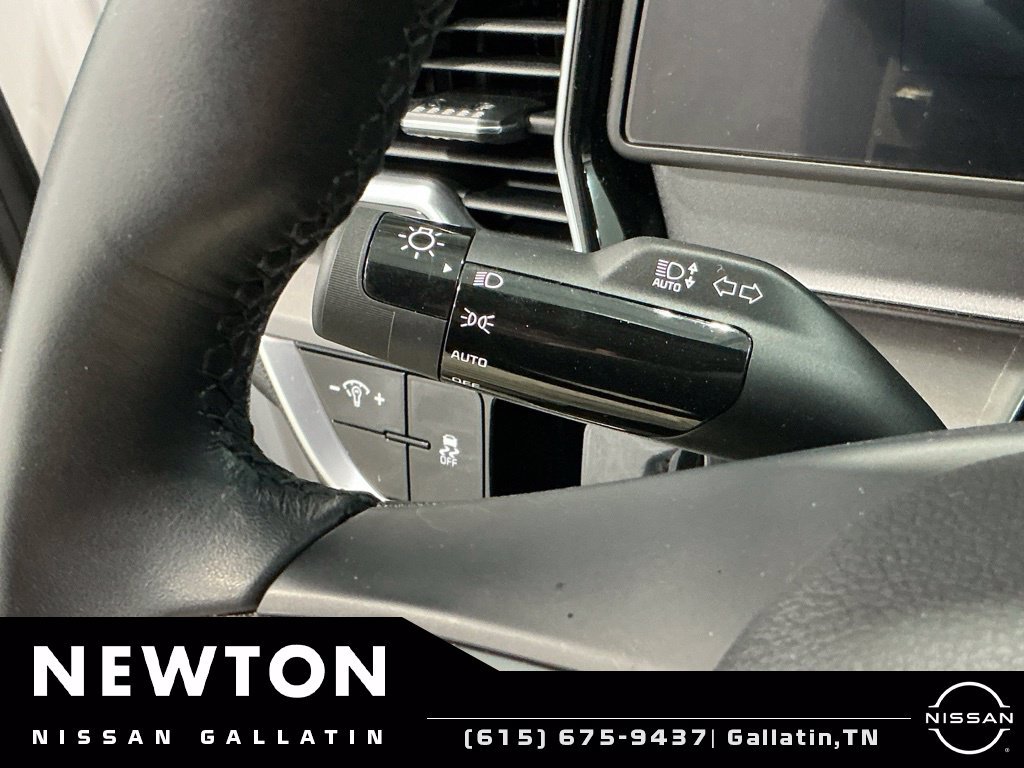 Used 2025 Kia Sportage EX AWD/4WD image 39