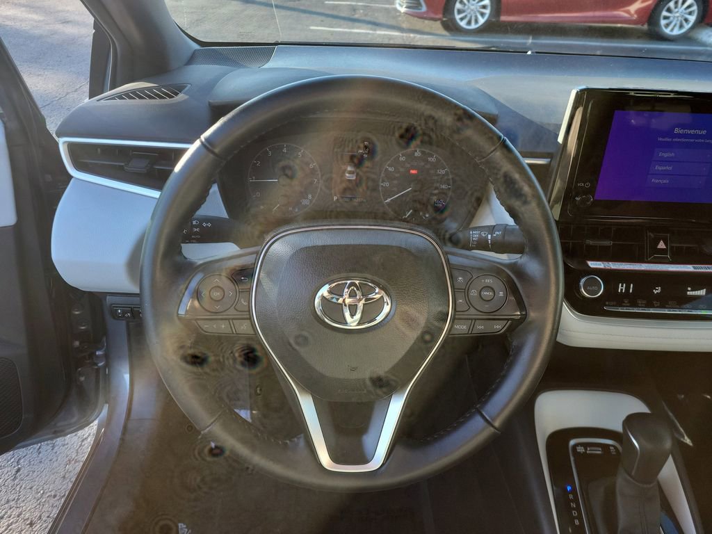 Used 2025 Toyota Corolla SE image 28