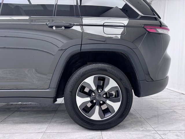 Used 2024 Jeep Grand Cherokee Limited 4xe image 13