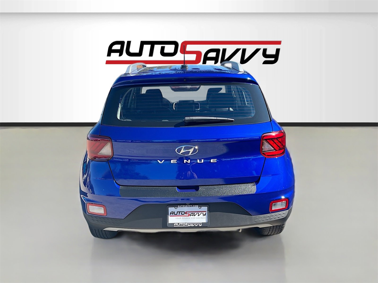 Used 2024 Hyundai Venue Limited image 6