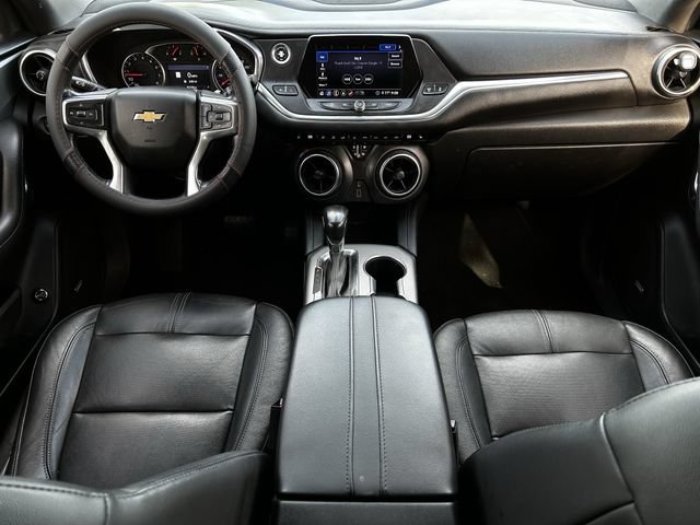 Used 2020 Chevrolet Blazer LT w/ Sound & Technology Package FWD image 11