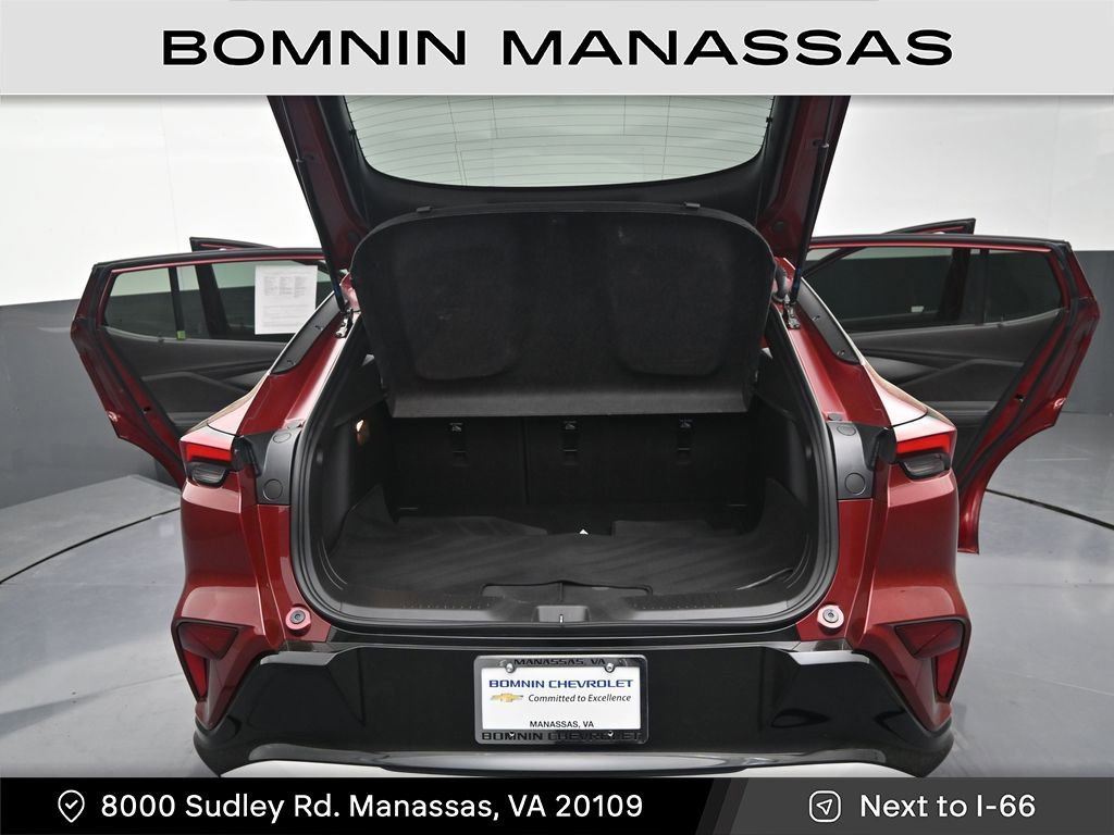 Used 2024 Buick Envista Sport Touring w/ Convenience I Package FWD image 11