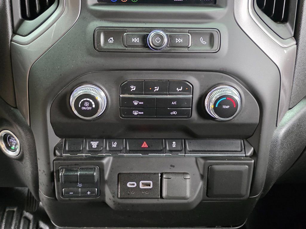 Used 2024 GMC Sierra 3500 Pro w/ Convenience Package image 20