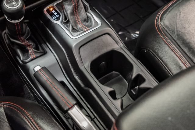 Used 2018 Jeep Wrangler Unlimited Rubicon AWD/4WD image 25