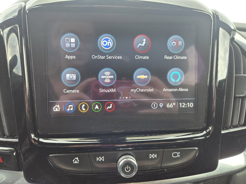 Used 2023 Chevrolet Traverse Premier image 16