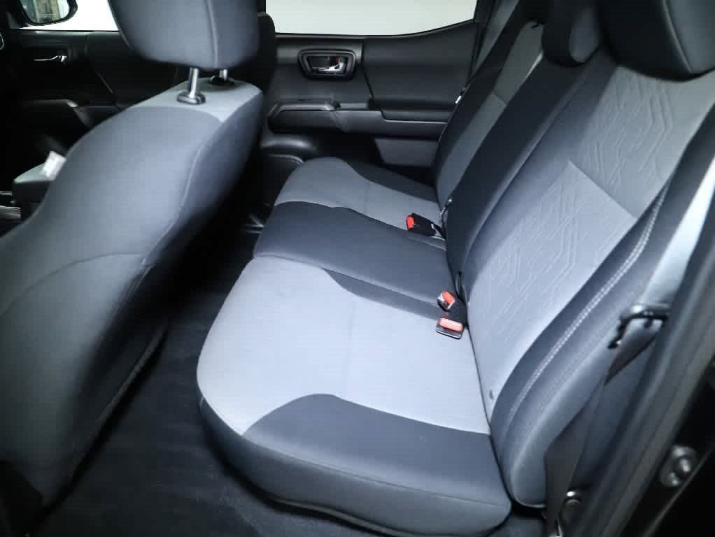 Certified 2020 Toyota Tacoma TRD Off-Road w/ Technology Package AWD/4WD image 14