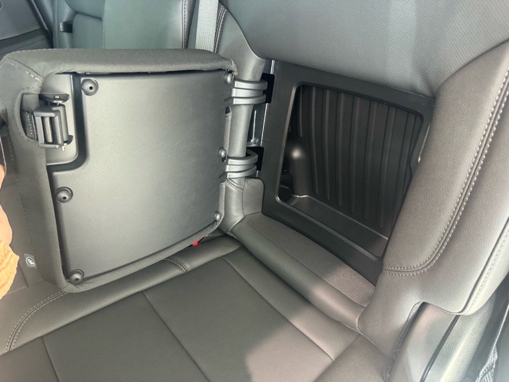 New 2026 GMC Sierra 1500 SLT w/ SLT Premium Package image 7