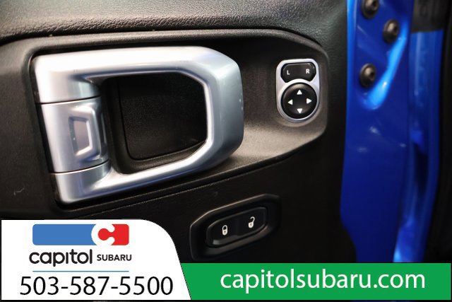 Used 2022 Jeep Wrangler Unlimited Rubicon 4xe w/ Cold Weather Group AWD/4WD image 11