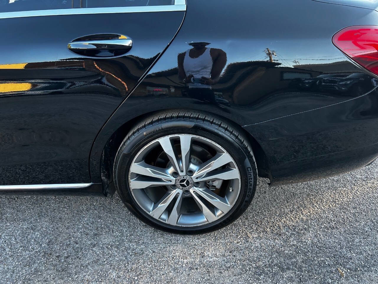 Used 2018 Mercedes-Benz C 300 Sedan w/ Premium Package image 18