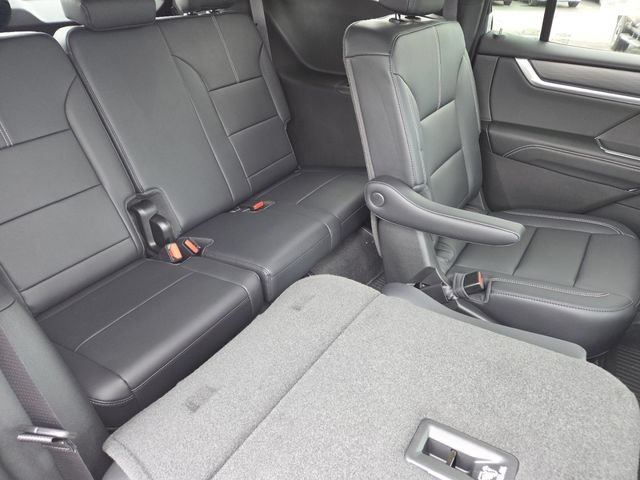 New 2026 GMC Acadia Elevation w/ Elevation Premium Package AWD/4WD image 28