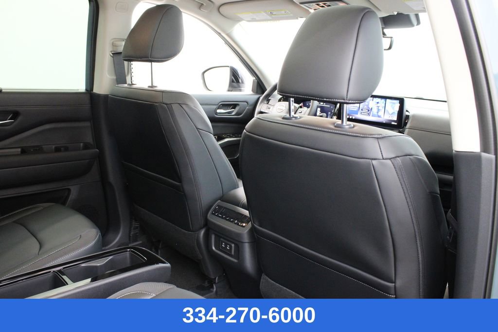 New 2026 Nissan Pathfinder SL image 19