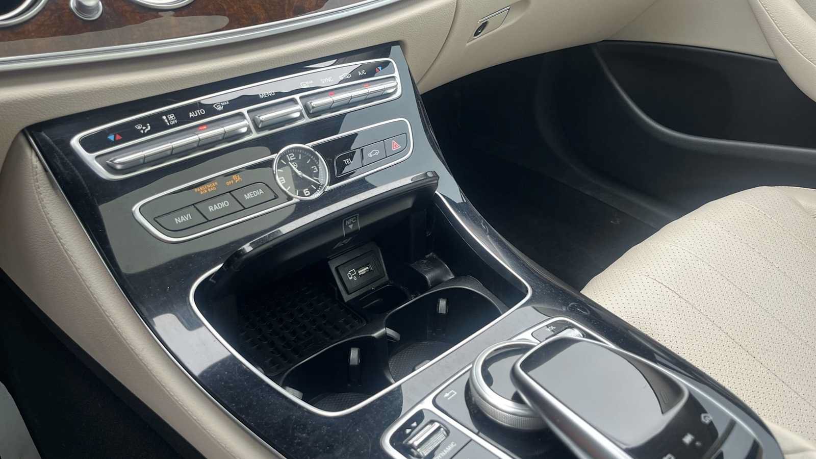 Certified 2017 Mercedes-Benz E 400 4MATIC Wagon image 45