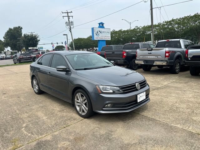 Used 2015 Volkswagen Jetta SEL FWD image 3