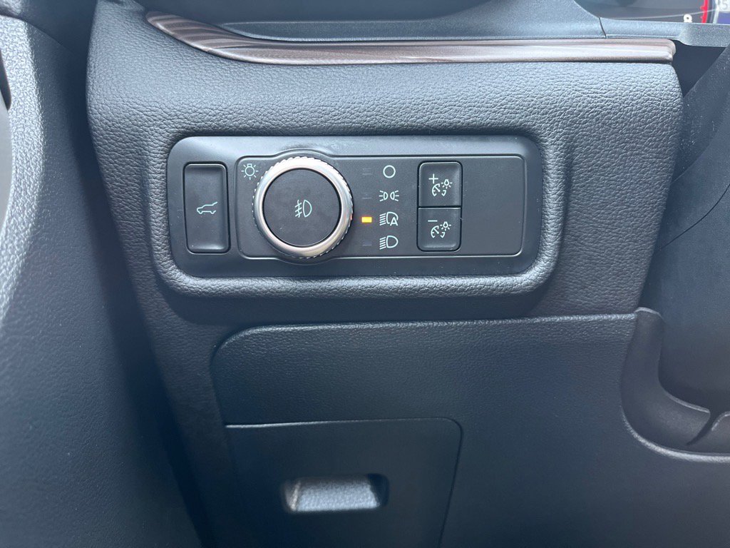 Used 2022 Ford Explorer Limited w/ Equipment Group 301A image 29