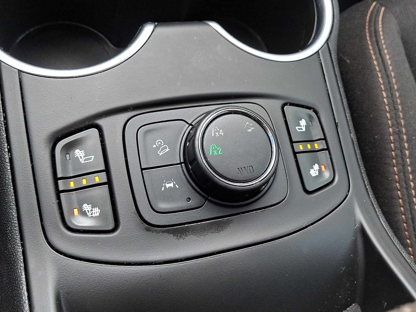 Used 2020 GMC Terrain SLE w/ Driver Convenience Package AWD/4WD image 24