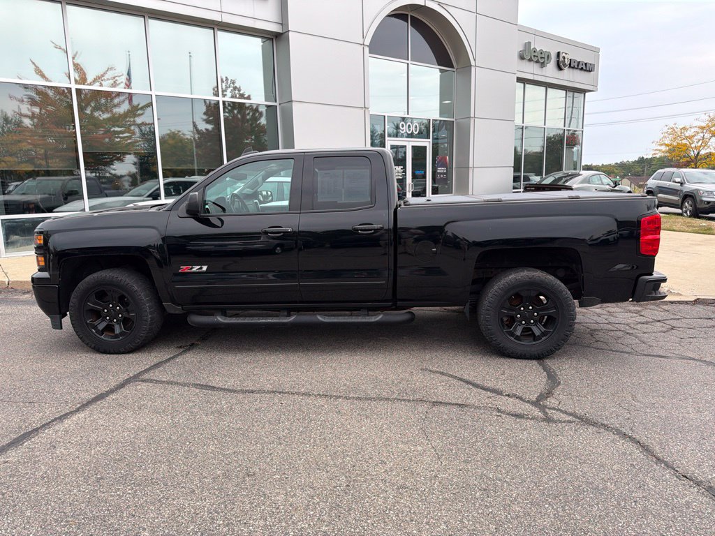 Used 2015 Chevrolet Silverado 1500 LT w/ Midnight Edition AWD/4WD image 6