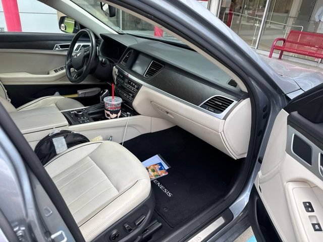 Used 2016 Hyundai Genesis 3.8 w/ Option Group 04 AWD/4WD image 15