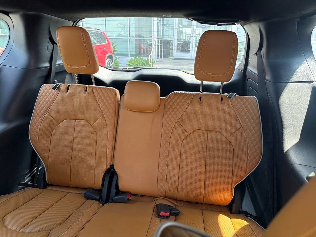 Certified 2023 Chrysler Pacifica Pinnacle FWD image 18