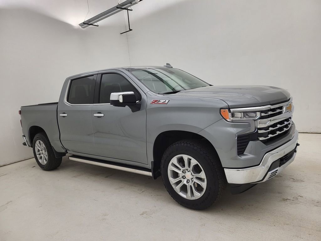 Used 2025 Chevrolet Silverado 1500 LTZ image 1