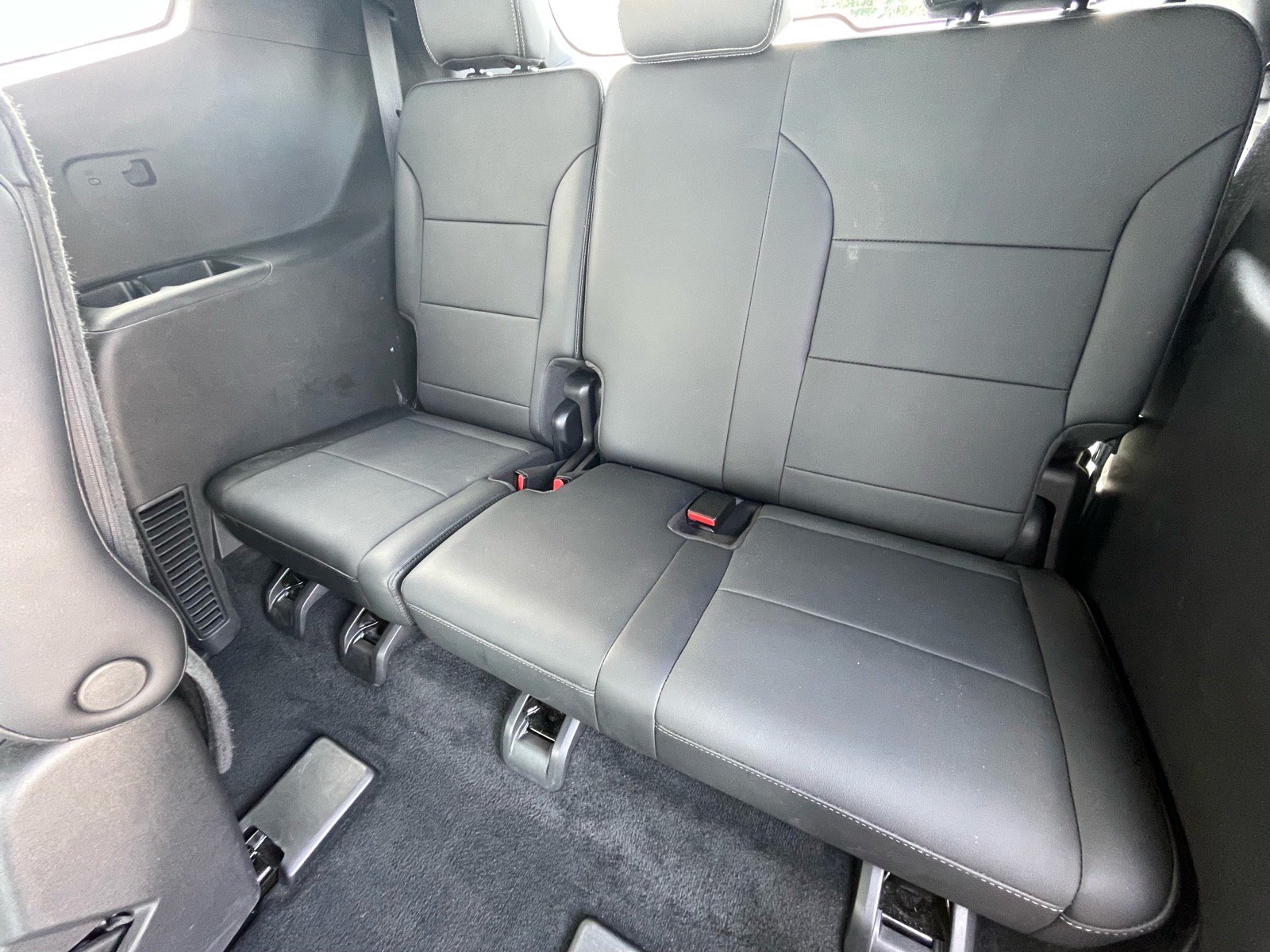 Used 2025 Buick Enclave Preferred FWD image 7