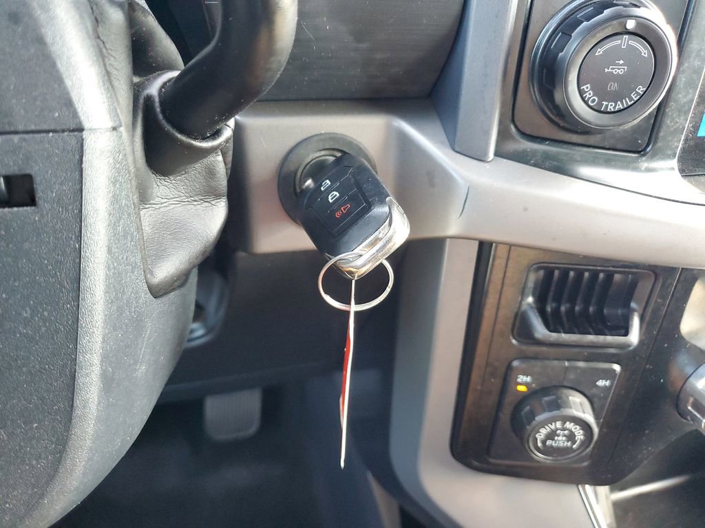 Used 2024 Ford F150 XLT w/ Mobile Office Package image 28