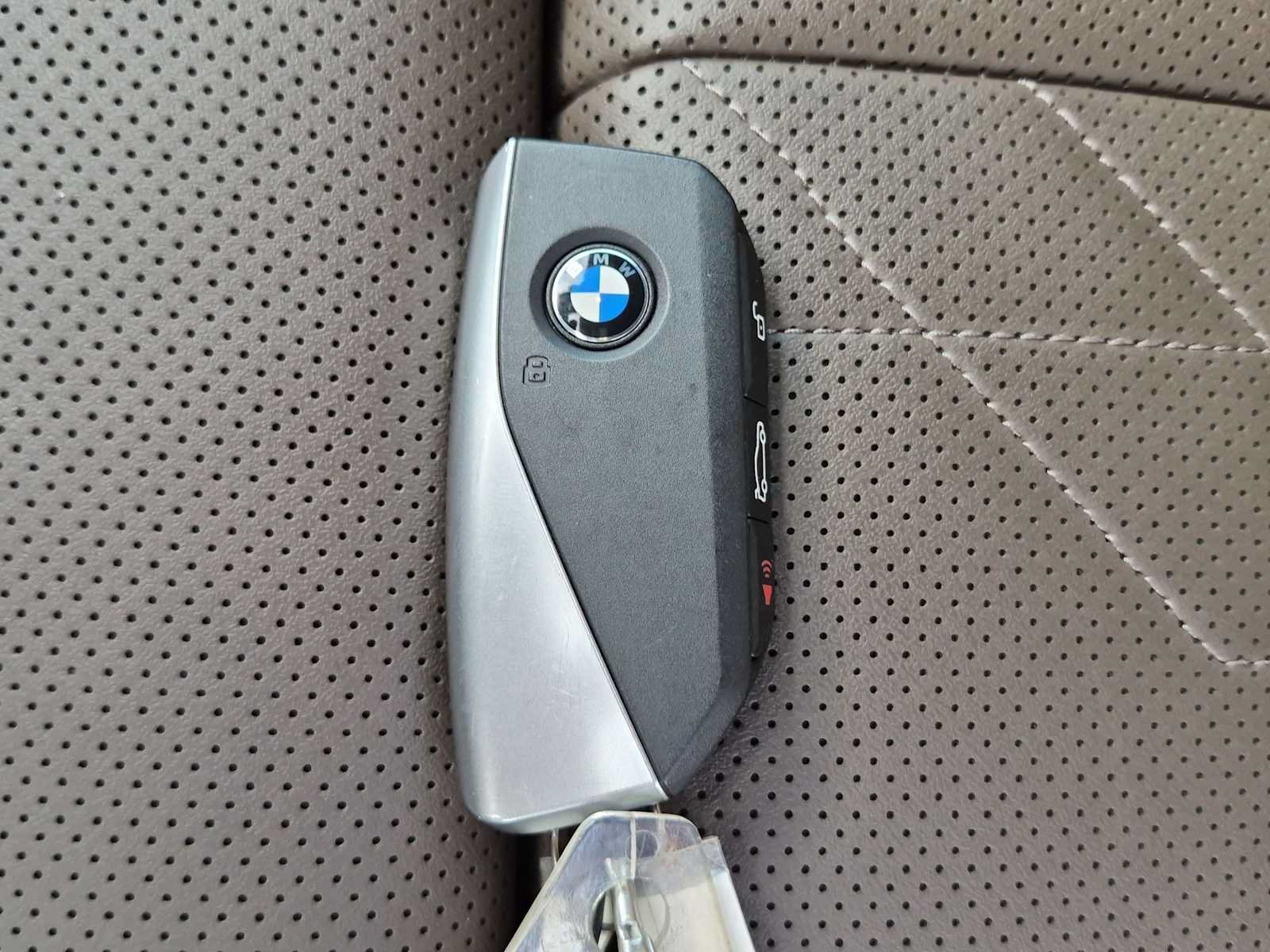 Used 2026 BMW X3 xDrive30i w/ Premium Package AWD/4WD image 38