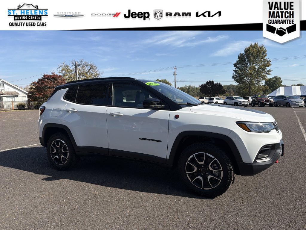 Used 2026 Jeep Compass Trailhawk AWD/4WD image 10