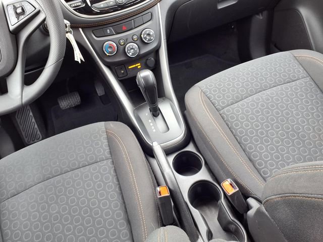 Used 2020 Chevrolet Trax LS image 9