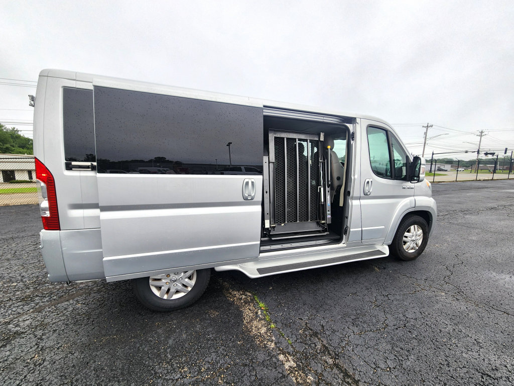 Used 2017 RAM ProMaster 1500 w/ Premium Appearance Group FWD image 5