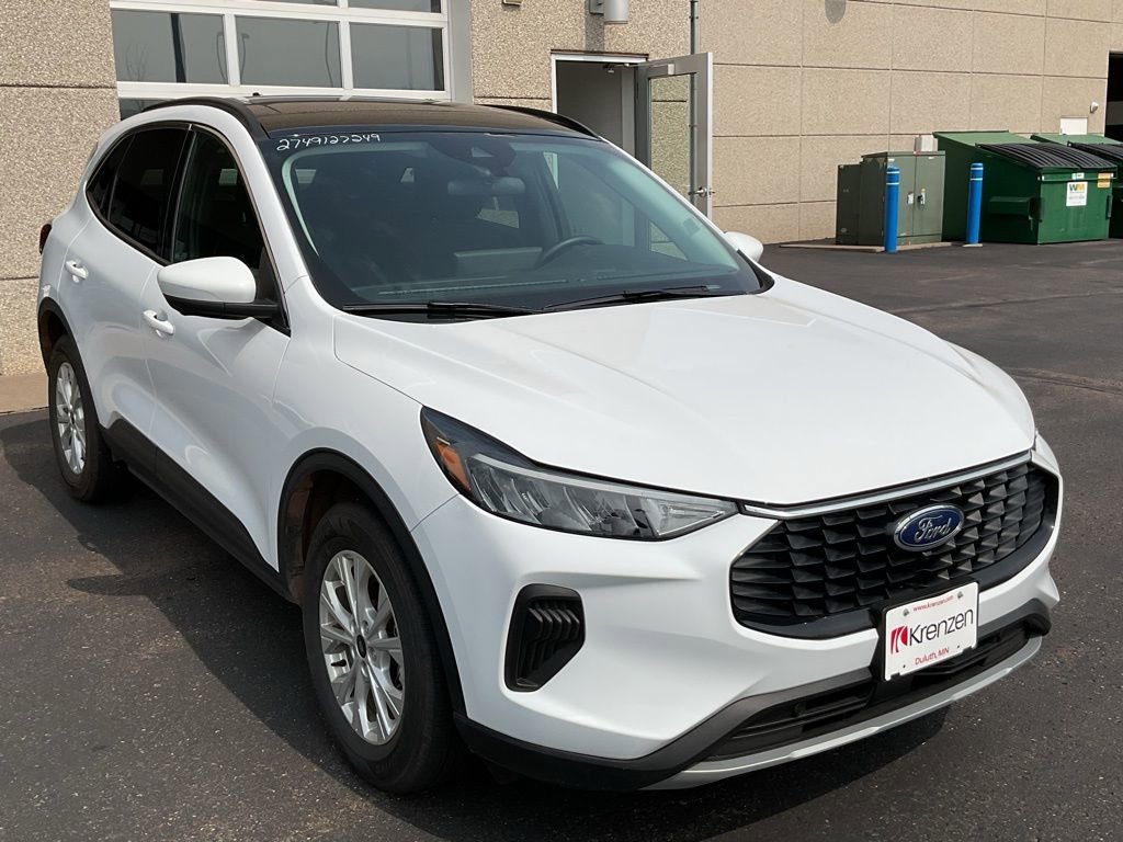 Used 2024 Ford Escape Active w/ Tech Pack #2 image 3
