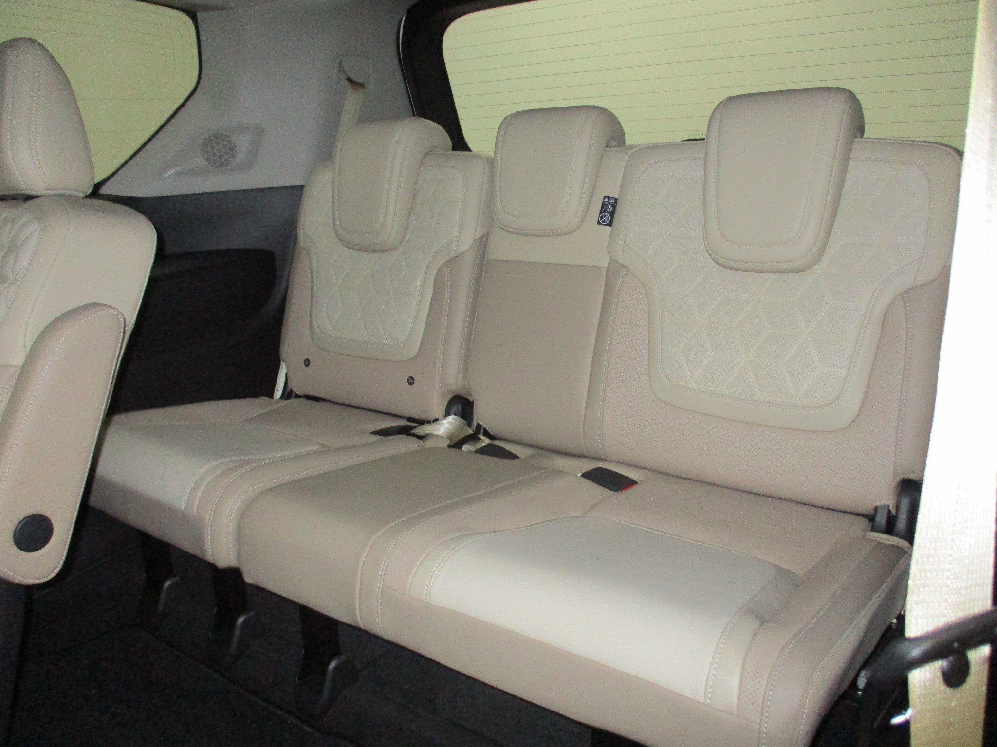 New 2026 Nissan Armada Platinum image 31