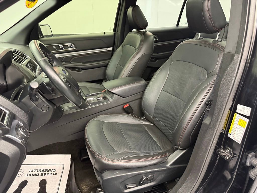 Used 2018 Ford Explorer Sport w/ Equipment Group 401A AWD/4WD image 40