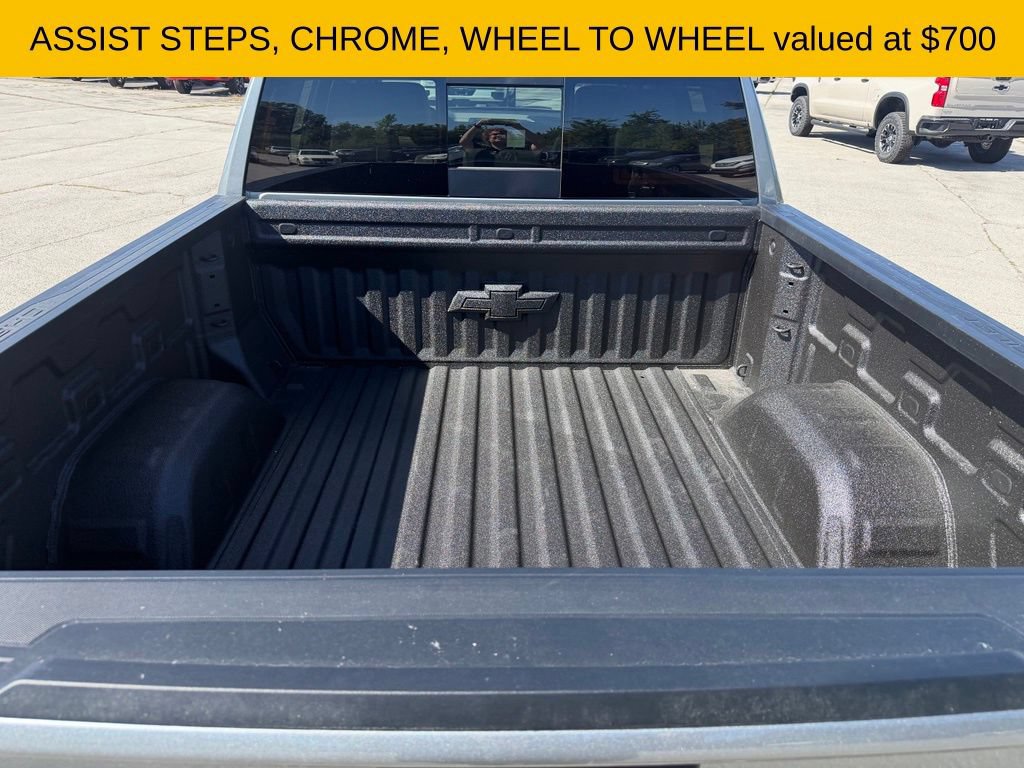 Used 2026 Chevrolet Silverado 1500 LT AWD/4WD image 7
